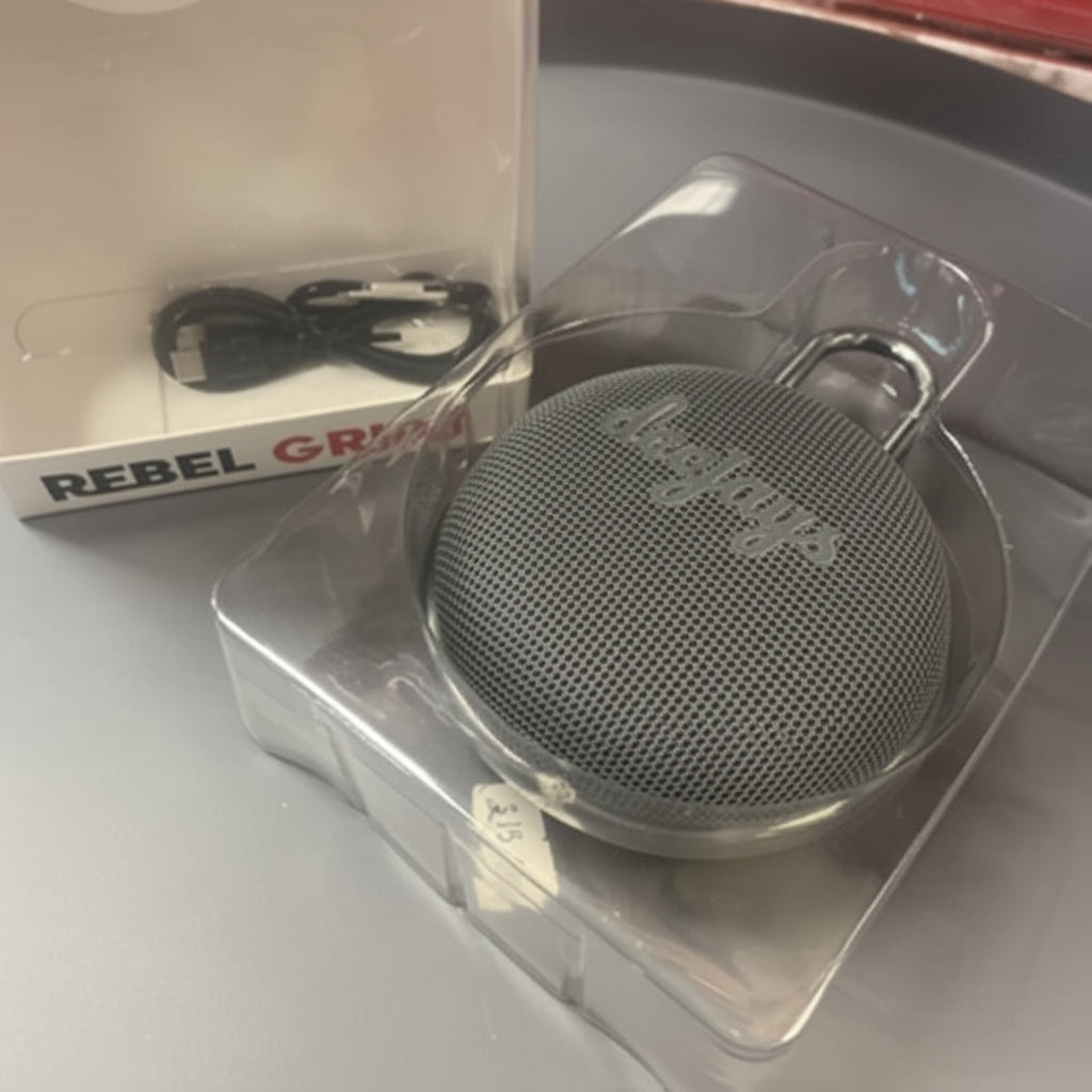 Deejays Rebel Grip3 Speaker 795154247851 - High Performance Sound System Position 2